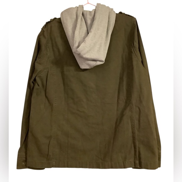 Woman’s jacket - Picture 3 of 4